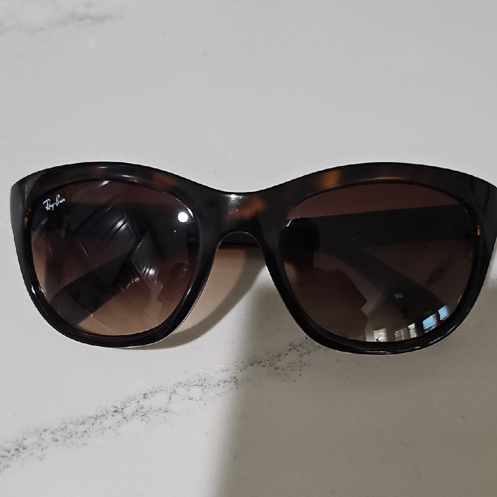 Ray-Ban Women's Tortoise Shell Sunglasses